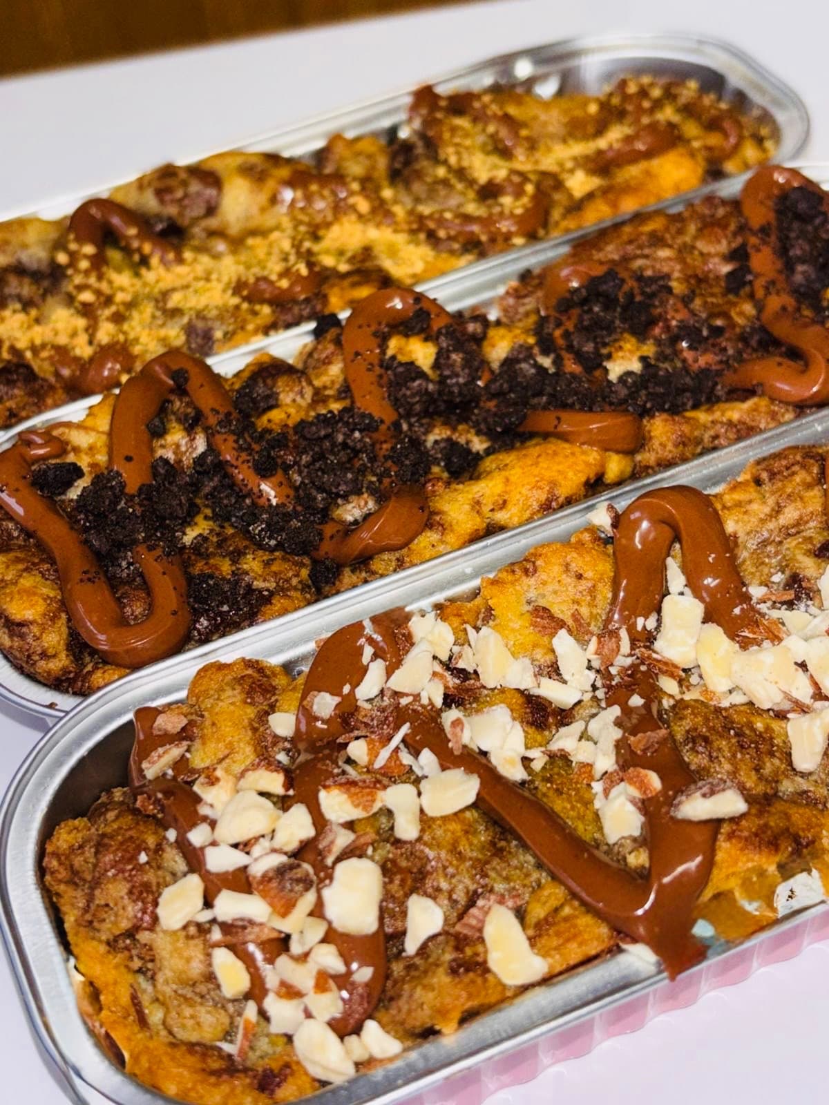 Mini postres servidos en vasitos para eventos de El Mesón Azucarado